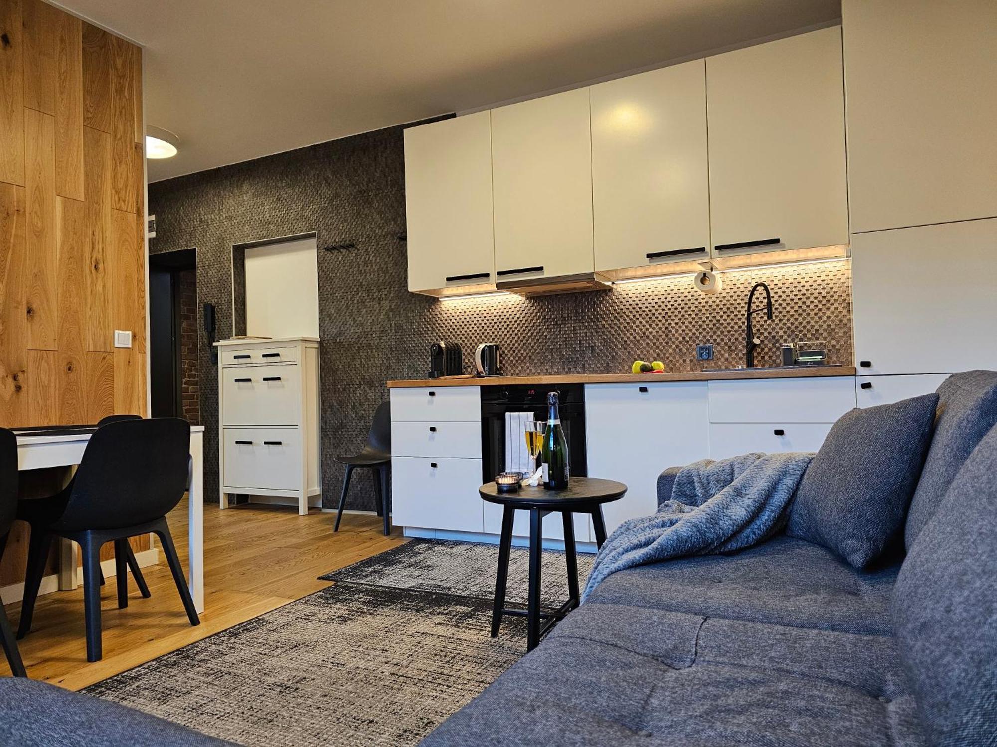 Urban Apartments Premium No 3, Free Private Parking, Self Check-In Chorzów Exteriör bild