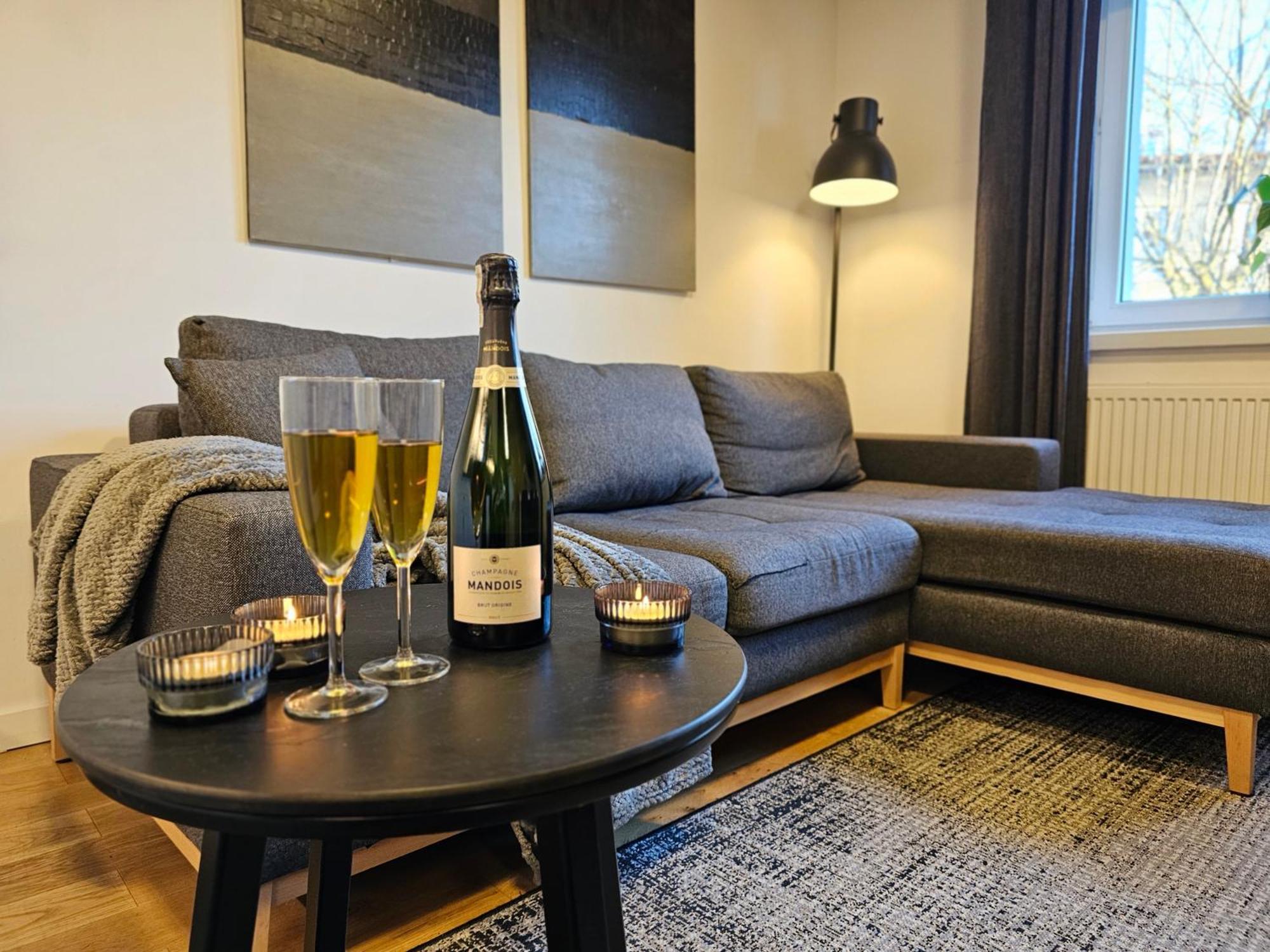 Urban Apartments Premium No 3, Free Private Parking, Self Check-In Chorzów Exteriör bild