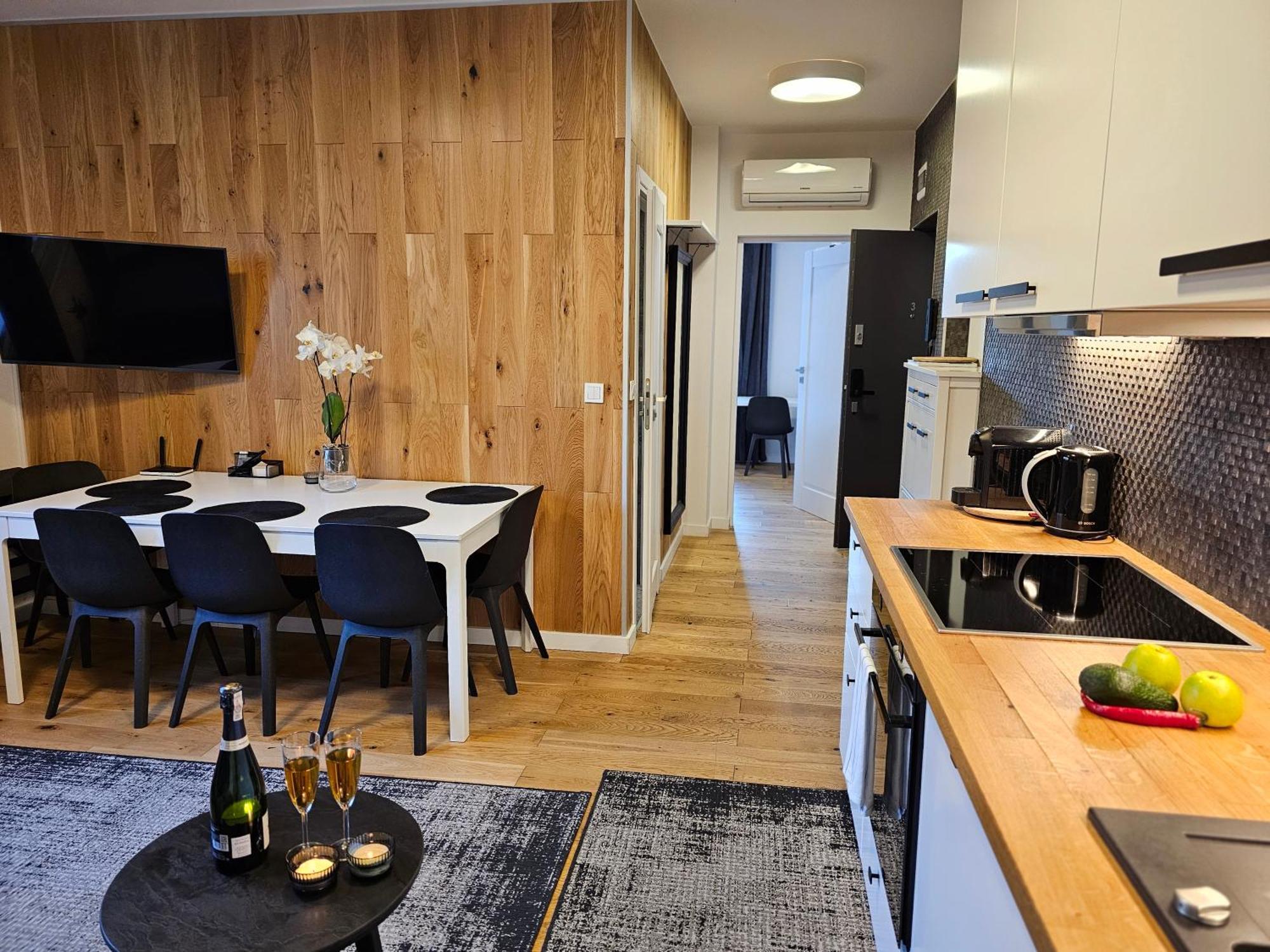 Urban Apartments Premium No 3, Free Private Parking, Self Check-In Chorzów Exteriör bild