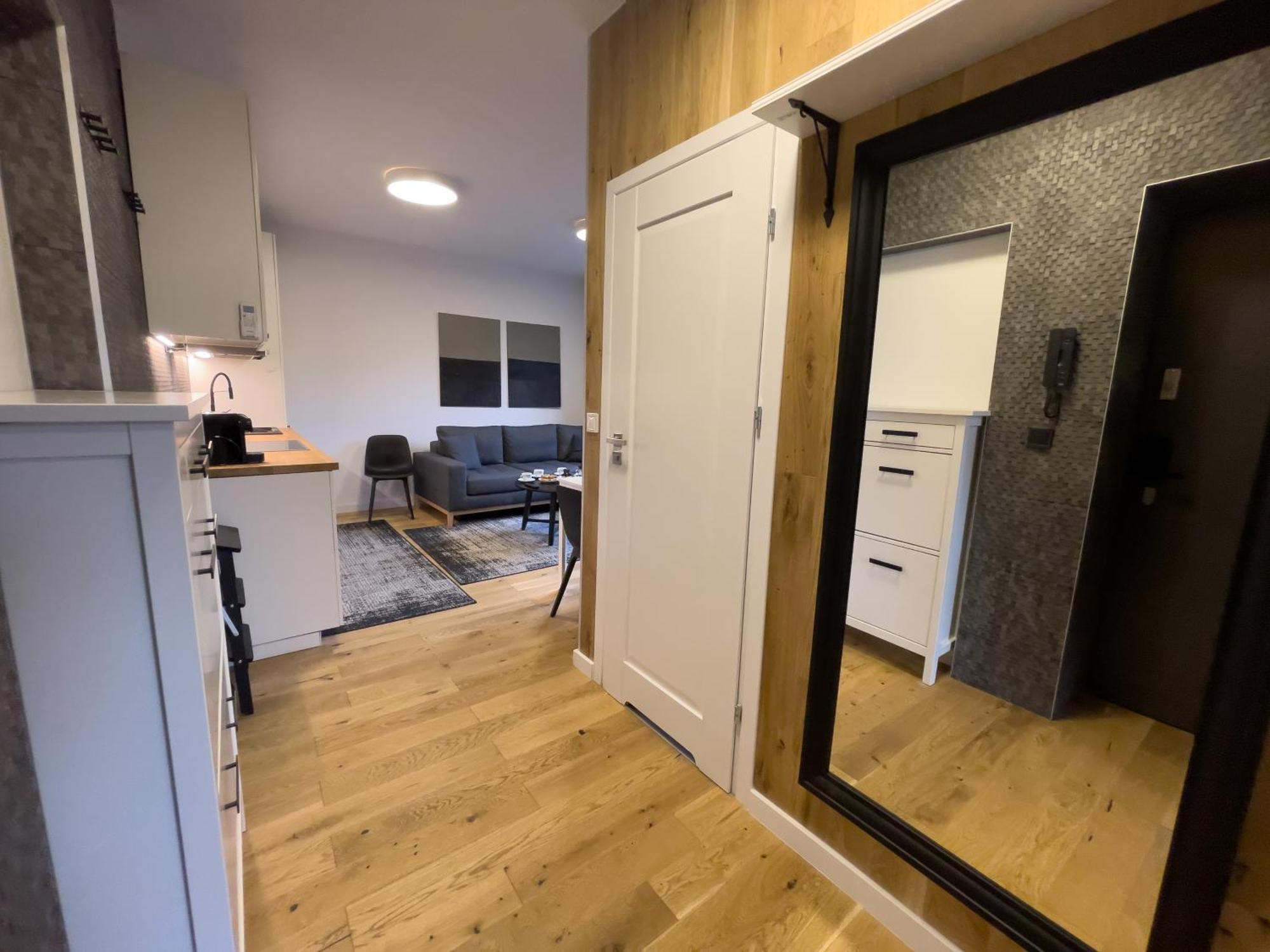 Urban Apartments Premium No 3, Free Private Parking, Self Check-In Chorzów Exteriör bild